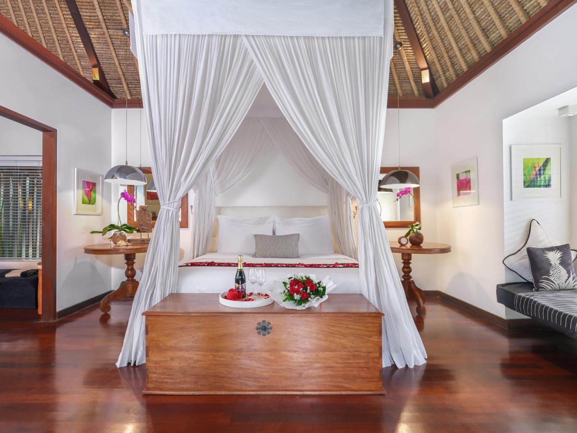 The One Boutique Villa Seminyak Extérieur photo